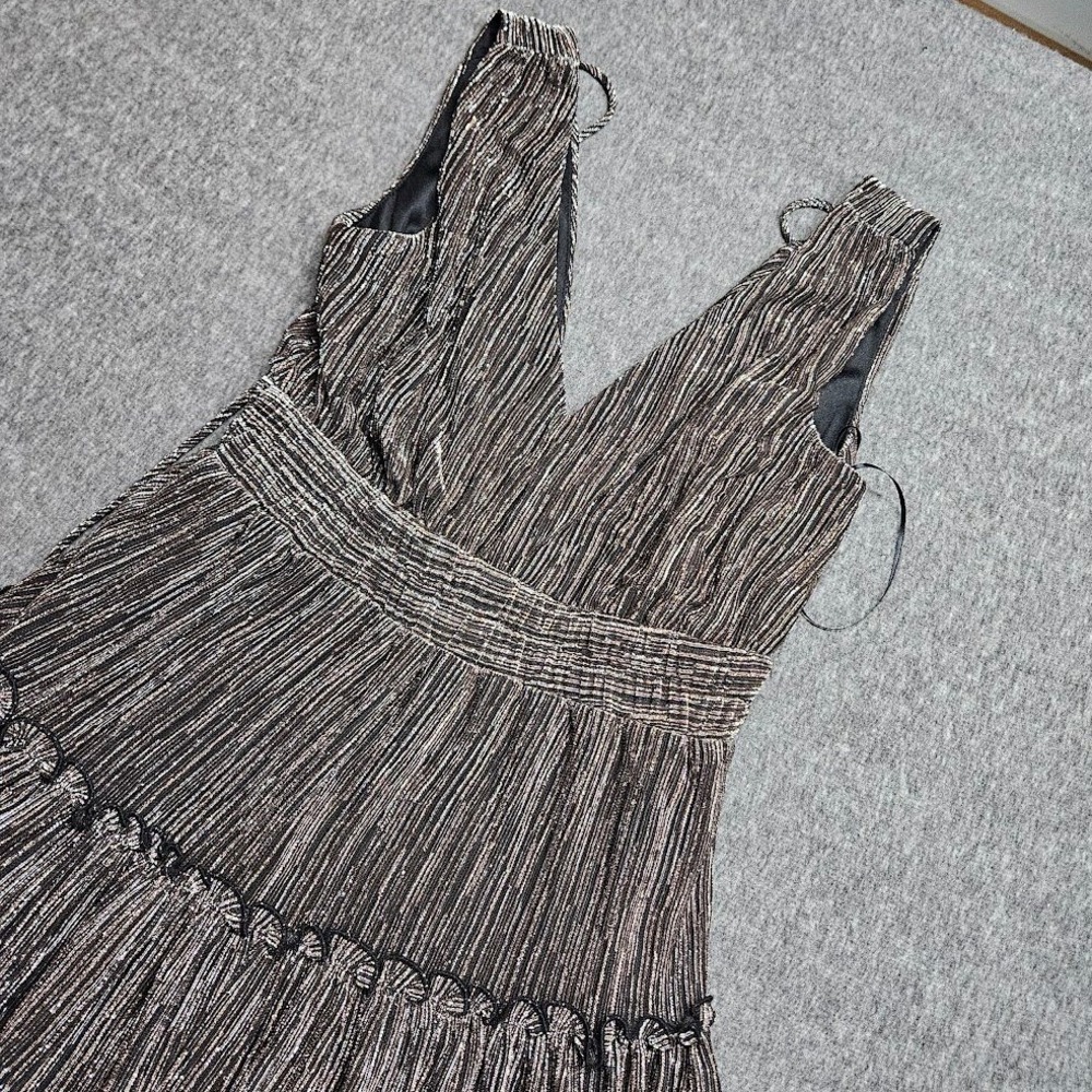Francesca's Audrey Parks Dress Womens Small Black Gold Metallic Tiered Pleated